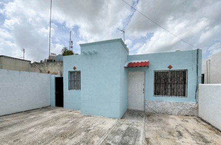 Casa de una planta en sol caucel de dos recamaras con aires acondicionados